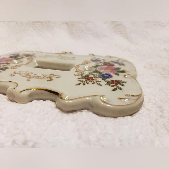 Vintage Switch Plate Cover, Made in Japan Porcelain Shabby Chic Wall Decor - Picture 6 of 9